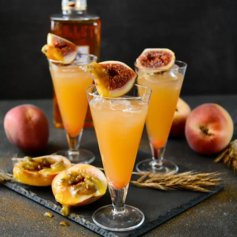 Lillet Pfirsich Maracuja Cocktail