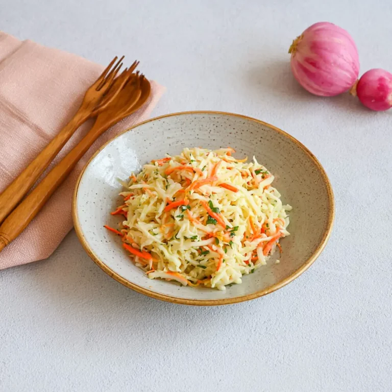 Veganer Kohlrabi Slaw